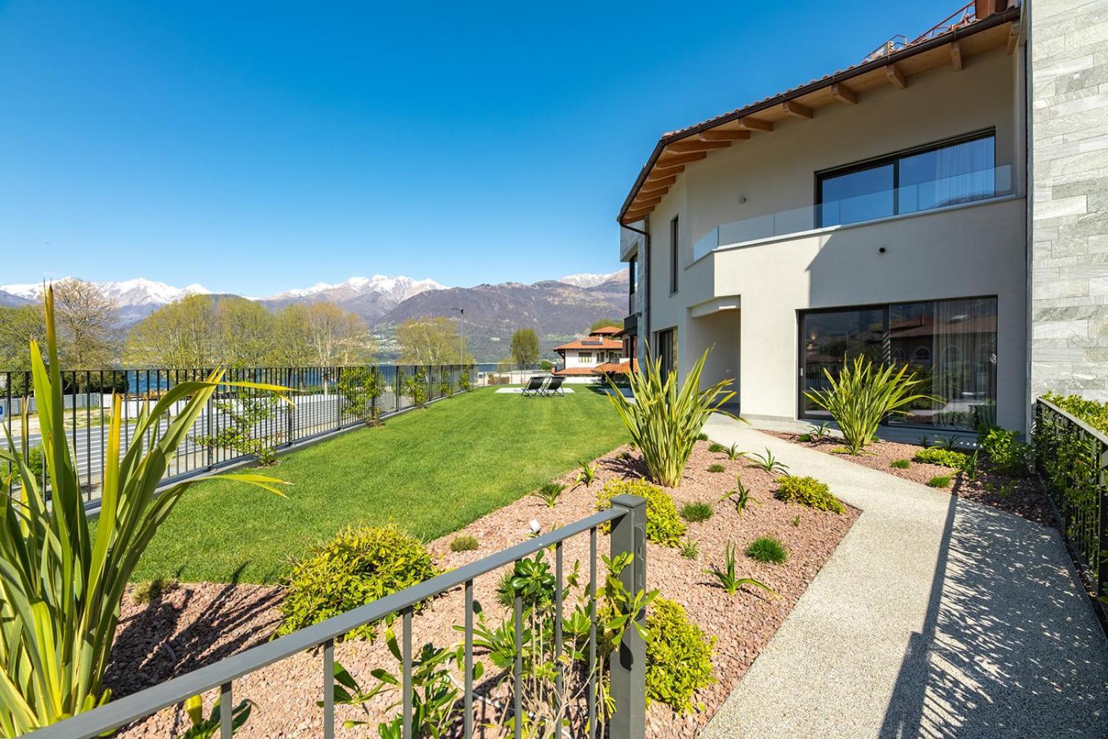 Lago Dorato Luxury Apartments & Villa - Lake Como View Colico Exterior foto